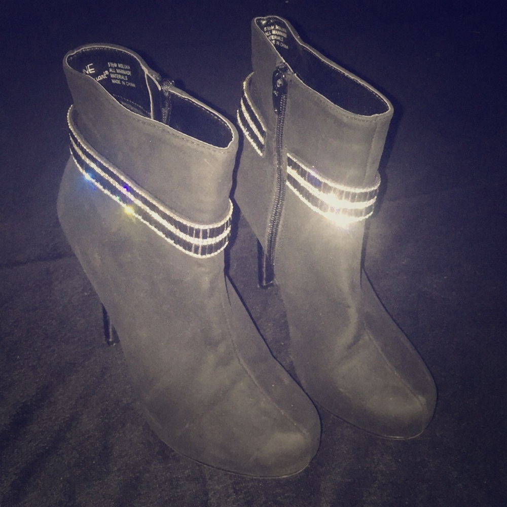 Madeline Stuart heels